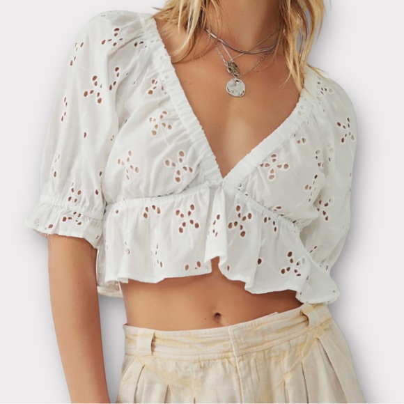 Free People Tops - Free People Women’s Gardenia Blouse XL Eyelet Crop 100% Cotton Frilly Dainty NWT